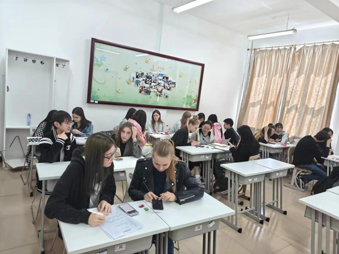 文学院（国际教育学院） 共赴文明之约，中外大学生文化交流座谈会架起理解之桥