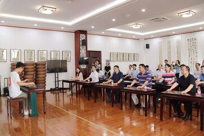 黄冈师范学院党委书记王立兵一行来访 共促教育文化交流新篇章